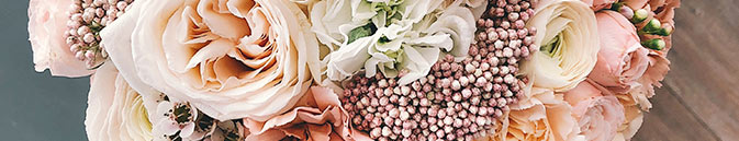 заказывайте цветы в местном магазине в Волжском от Гранд-Флора